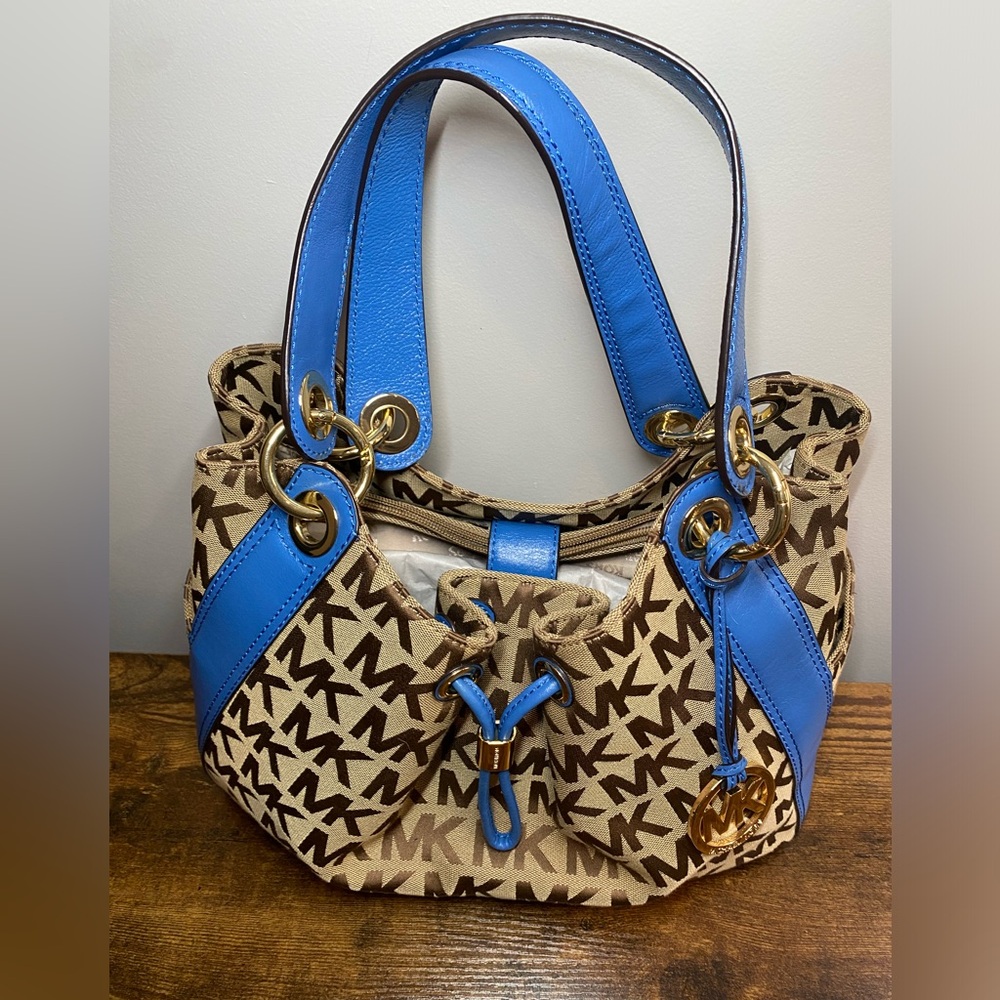 NWT Michael Kors Ludlow bag RARE Blue trim - Picture 3 of 16